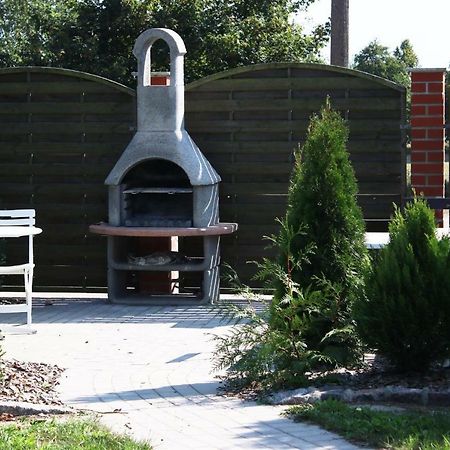 Ferienzimmer Dargen エクステリア 写真